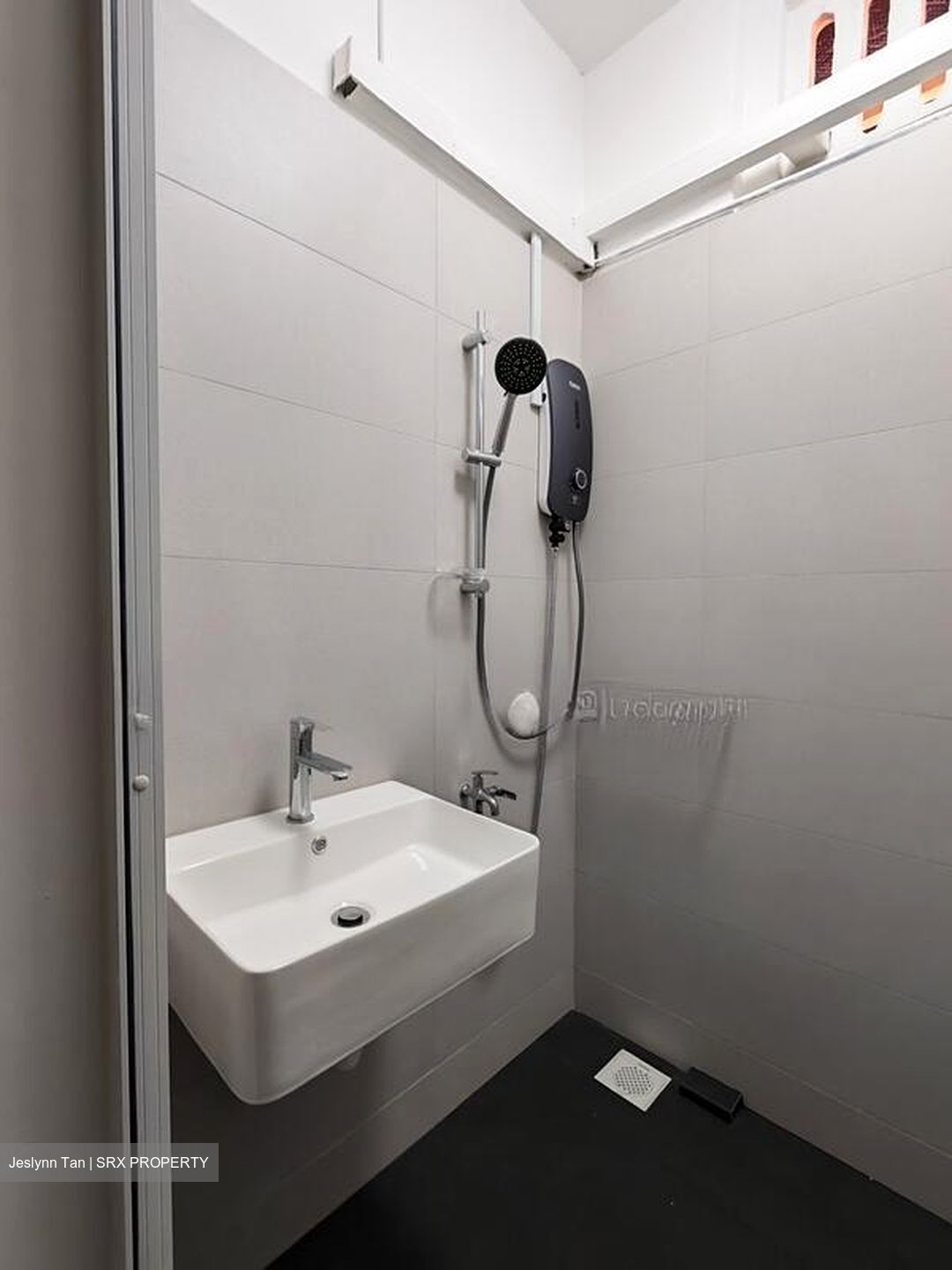 Serangoon Road (D12), Office #523125081
